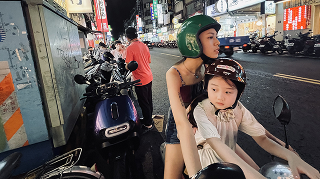 <strong>En vidéo : LEFT-HANDED GIRL, le cœur sur la main</strong>